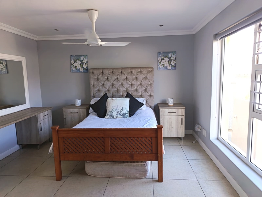 To Let 3 Bedroom Property for Rent in Jeffreys Bay Central Eastern Cape